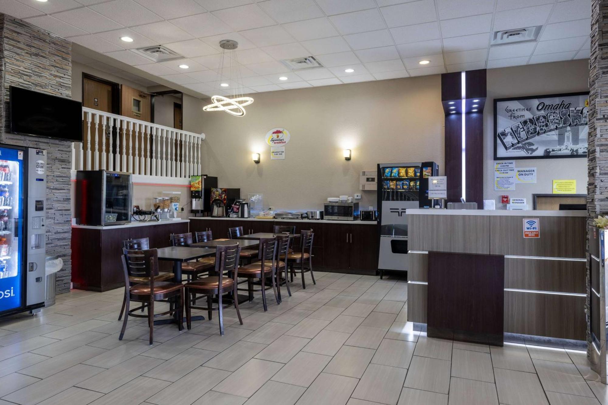 The Inn&Suites Sw Omaha Exterior photo